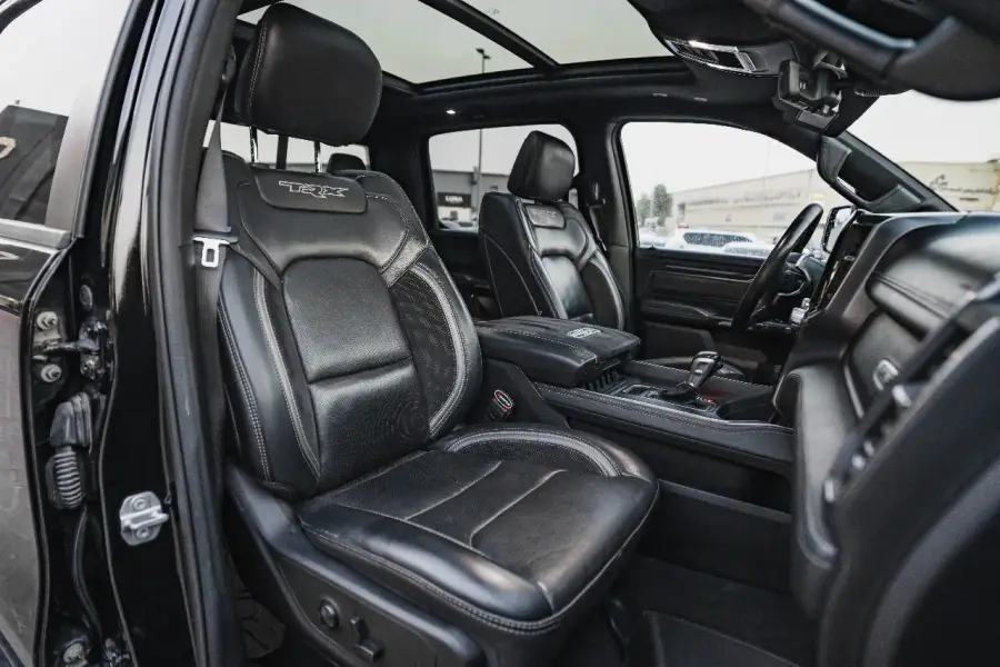 Rent RAM TRX 1500 Black in Dubai — Ram — photo 7 of 9