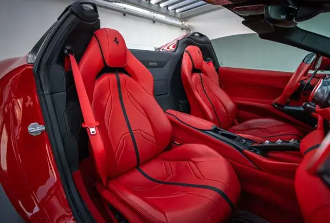 Аренда Ferrari 812 GTS красного цвета в Дубае в аренду в Дубай, ОАЭ — Ferrari — фото 4 из 8