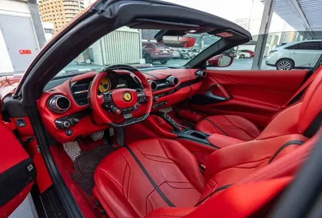 Аренда Ferrari 812 GTS красного цвета в Дубае в аренду в Дубай, ОАЭ — Ferrari — фото 6 из 8