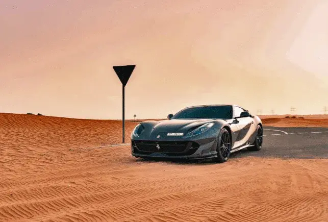 Аренда Ferrari 812 SuperFast серого цвета в Дубае в аренду в Дубай, ОАЭ — Ferrari — фото 3 из 7