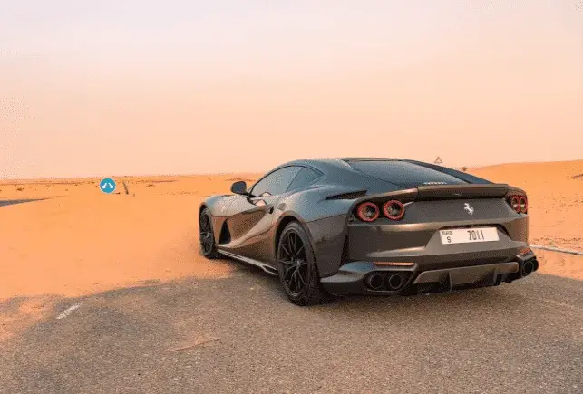 Аренда Ferrari 812 SuperFast серого цвета в Дубае в аренду в Дубай, ОАЭ — Ferrari — фото 5 из 7