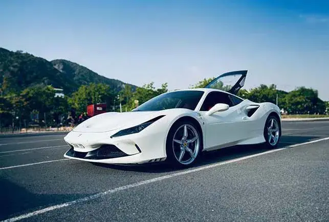 Rent Ferrari F8 Tributo White in Dubai — photo 2 of 8