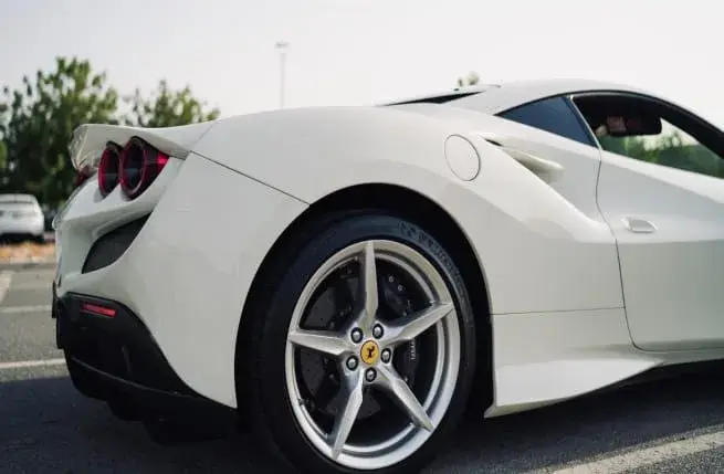 Rent Ferrari F8 Tributo White in Dubai — photo 6 of 8