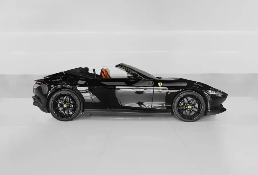 Rent Ferrari Roma Spyder Black in Dubai — photo 3 of 8