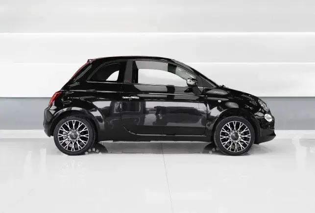 Rent Fiat 500 Convertible Black in Dubai — photo 5 of 7