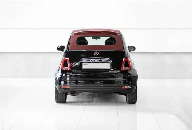 Rent Fiat 500 Convertible Black in Dubai — photo 6 of 7