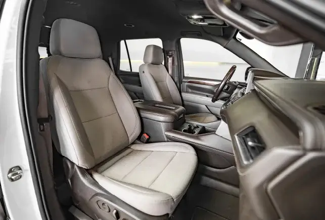 Rent GMC Yukon White in Dubai — photo 8 of 8