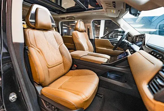 Rent Infiniti QX80 White in Dubai — photo 8 of 8