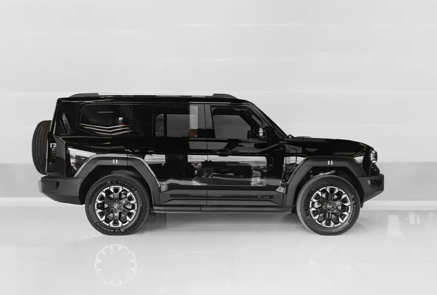 Rent Jetour G700 Black in Dubai — photo 4 of 9