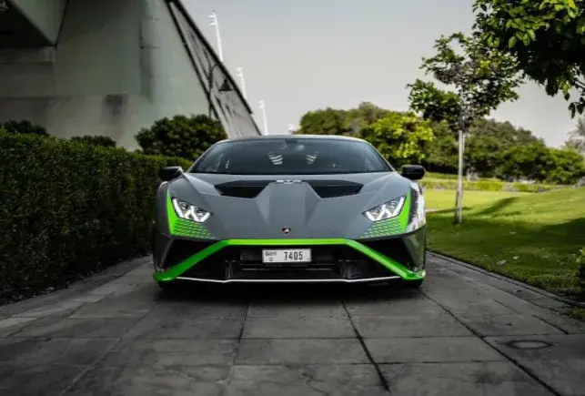 Rent Lamborghini Huracan STO Grey in Dubai — photo 4 of 7