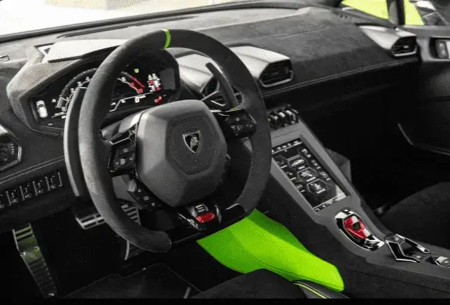 Rent Lamborghini Huracan STO Grey in Dubai — photo 6 of 7