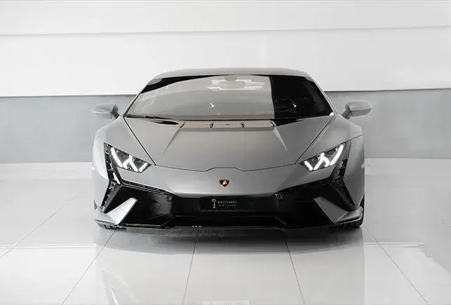 Rent Lamborghini Huracan Tecnica Grey in Dubai — photo 2 of 7