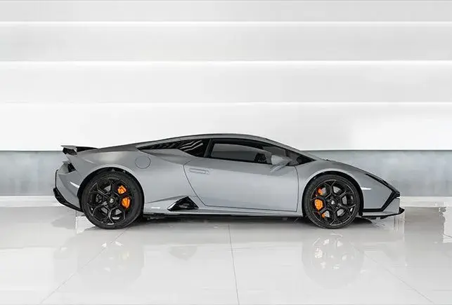 Rent Lamborghini Huracan Tecnica Grey in Dubai — photo 4 of 7
