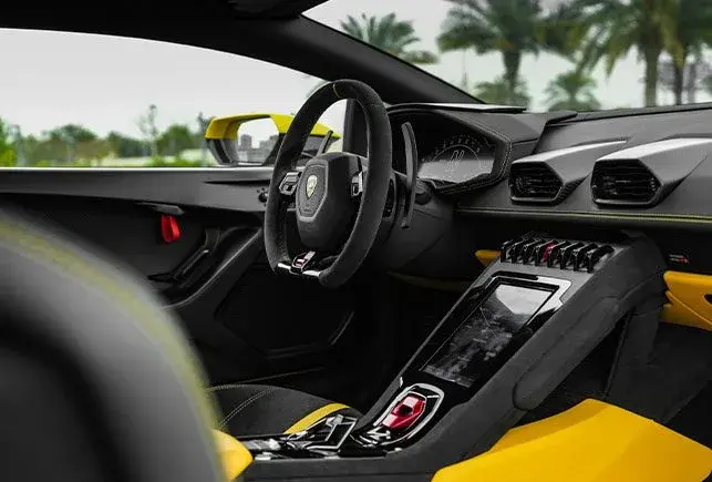 Rent Lamborghini Huracan Tecnica Yellow in Dubai — photo 5 of 9