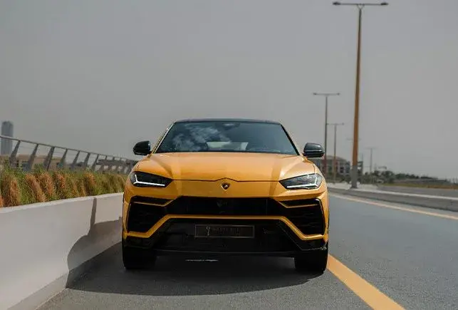 Rent Lamborghini Urus Yellow in Dubai — photo 3 of 7