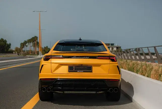 Rent Lamborghini Urus Yellow in Dubai — photo 4 of 7