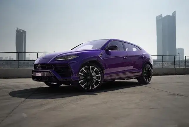 在迪拜租赁紫色兰博基尼Urus — Lamborghini — 第 2 张，共 6 张