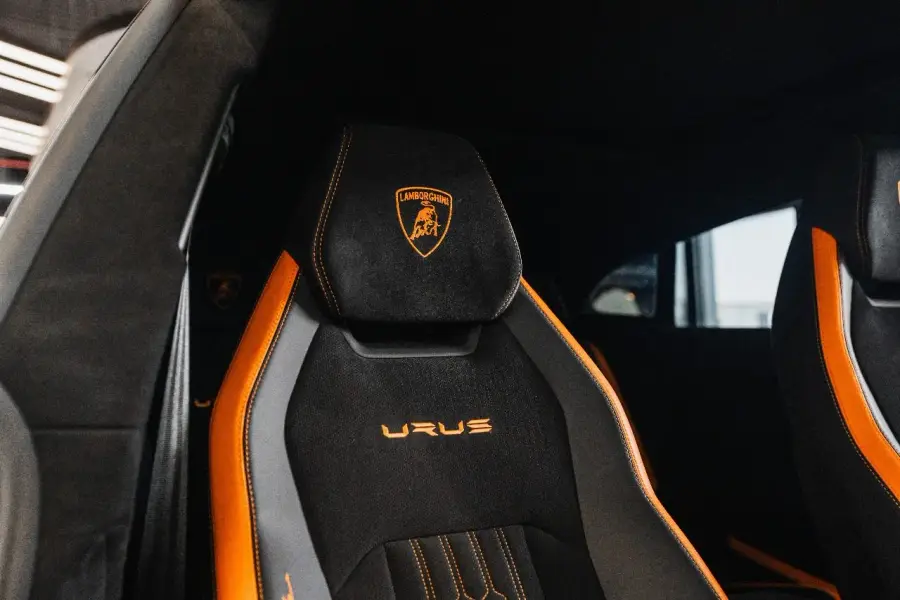 Rent Lamborghini Urus Performante Grey in Dubai — photo 10 of 14