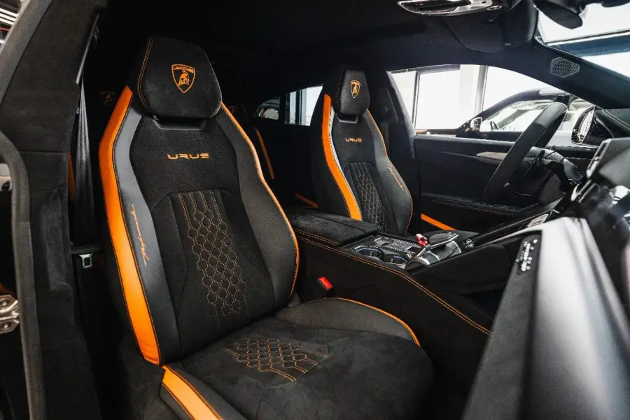 Rent Lamborghini Urus Performante Grey in Dubai — photo 11 of 14