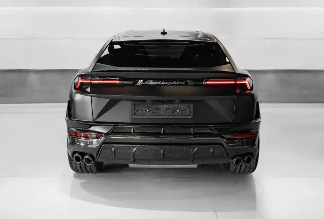 Rent Lamborghini Urus Performante Grey in Dubai — photo 14 of 14
