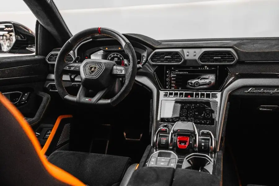 Rent Lamborghini Urus Performante Grey in Dubai — photo 7 of 14
