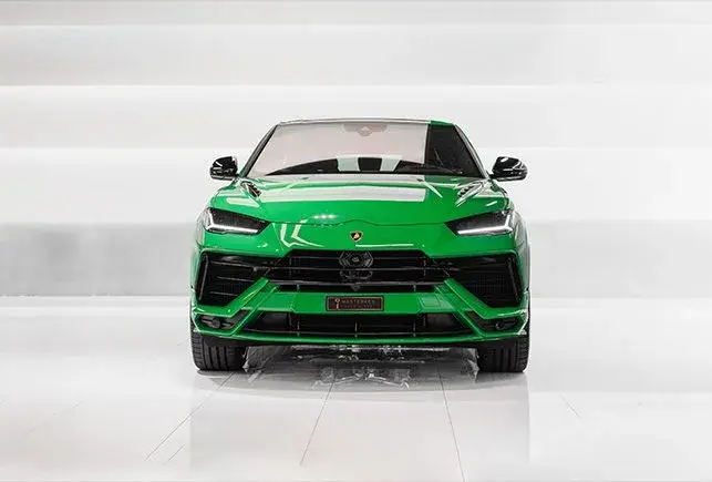 เช่ารถ Lamborghini Urus S สีเขียวในดูไบ — รูปที่ 8 จาก 8