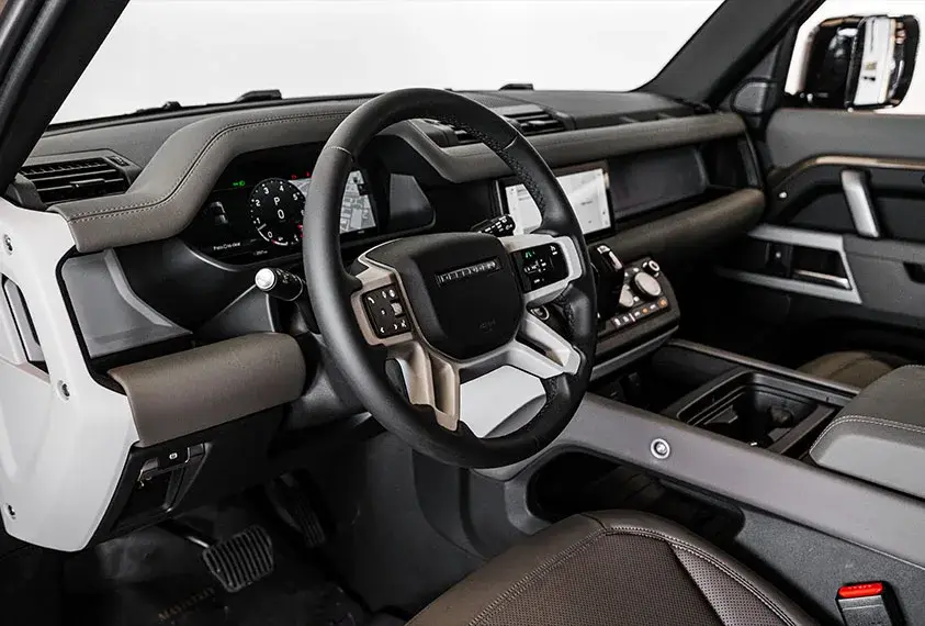 Rent Land Rover Defender Brown in Dubai — photo 2 of 7