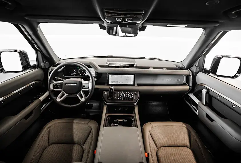 Rent Land Rover Defender Brown in Dubai — photo 3 of 7