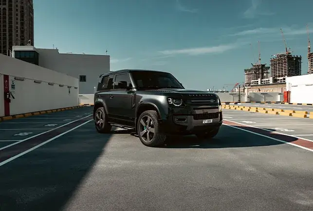 Rent Land Rover Defender V8 Grey in Dubai — photo 2 of 6
