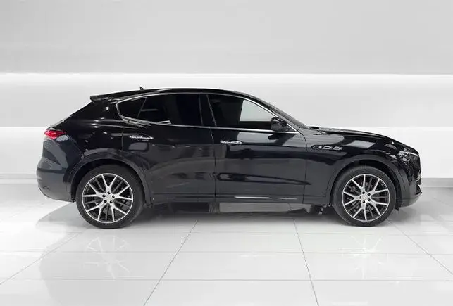 Rent Maserati Levante Black in Dubai — photo 3 of 6