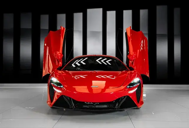 Rent McLaren Artura Red in Dubai — Mclaren — photo 3 of 7