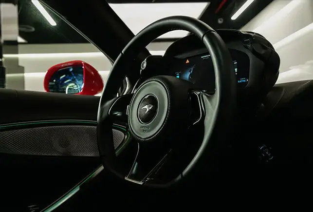 Rent McLaren Artura Red in Dubai — Mclaren — photo 7 of 7