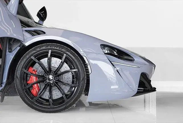 Rent McLaren Artura Gray Grey in Dubai — Mclaren — photo 3 of 7