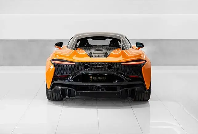 Rent Mclaren Artura Orange in Dubai — photo 4 of 6
