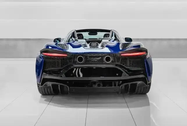 Rent McLaren Artura Spider Blue in Dubai — Mclaren — photo 5 of 7