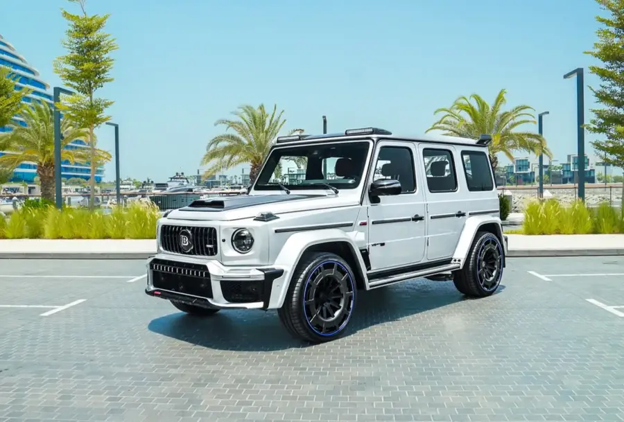 Rent Mercedes Brabus G800 Kit Silver in Dubai — Mercedes-Benz — photo 5 of 9