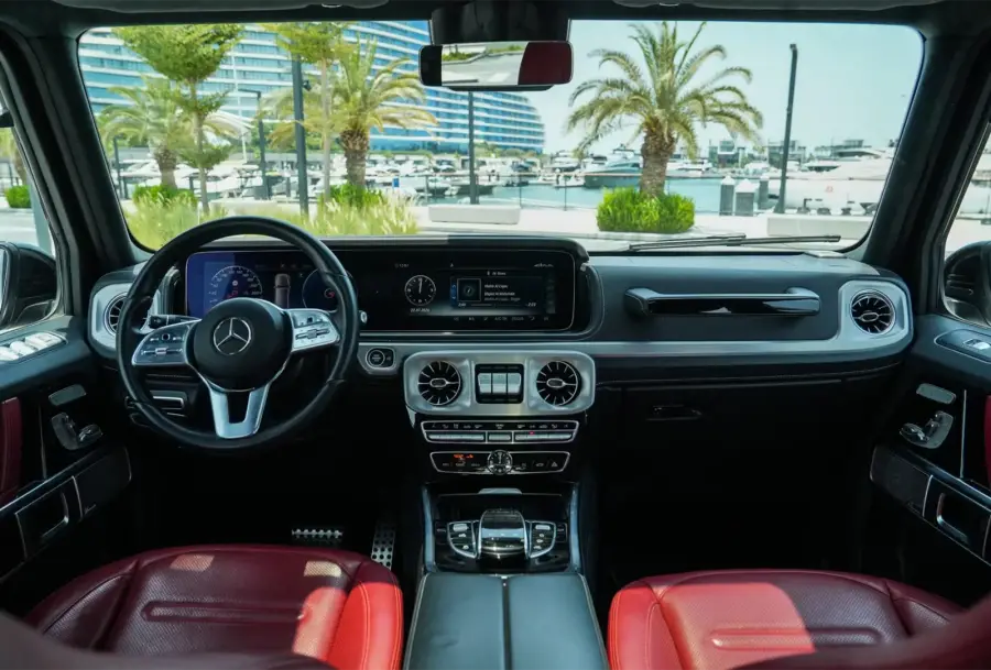Rent Mercedes Brabus G800 Kit Silver in Dubai — Mercedes-Benz — photo 6 of 9