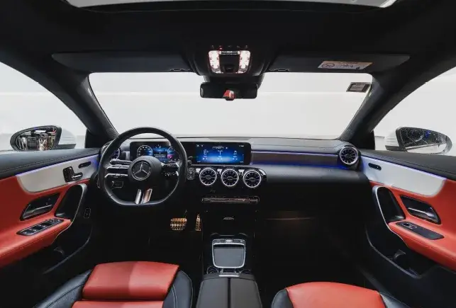 Rent Mercedes CLA 200 White in Dubai — Mercedes-Benz — photo 8 of 9