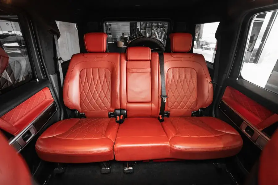 Rent Mercedes G Wagon Black in Dubai — Mercedes-Benz — photo 6 of 9