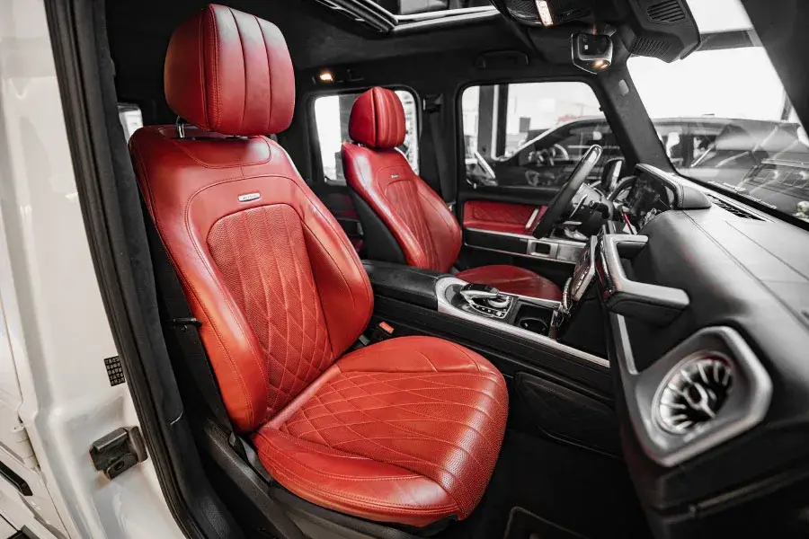 Rent Mercedes G63 White in Dubai — Mercedes-Benz — photo 6 of 8