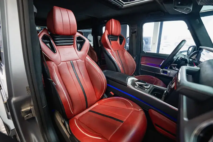 Rent Mercedes G63 Silver in Dubai — Mercedes-Benz — photo 7 of 7
