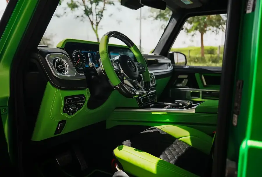 Rent G63 Brabus Kit Green in Dubai — Mercedes-Benz — photo 7 of 7