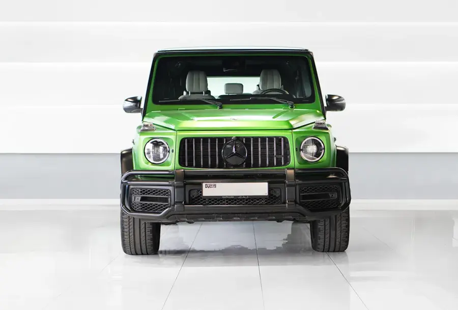 Rent Mercedes G63 Green in Dubai — Mercedes-Benz — photo 3 of 8