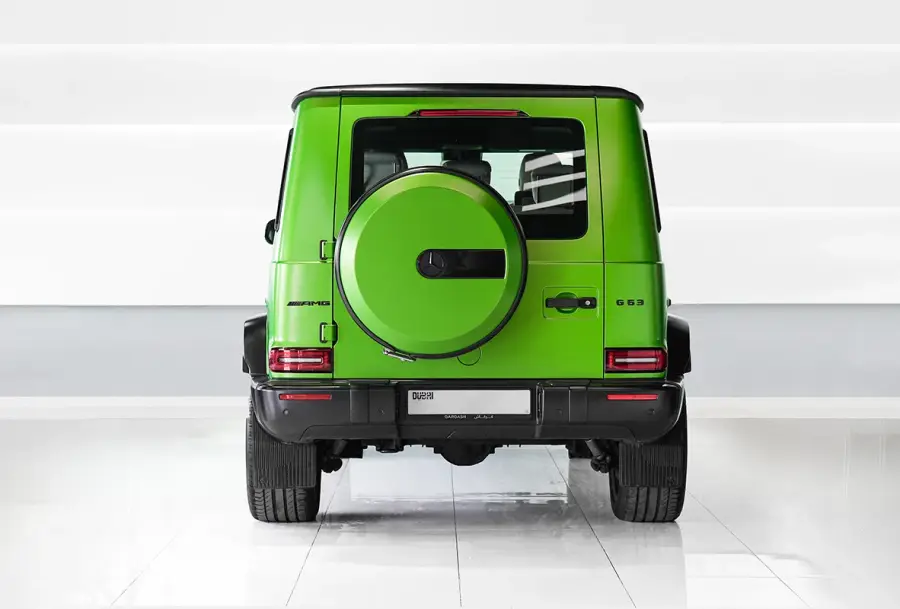 Rent Mercedes G63 Green in Dubai — Mercedes-Benz — photo 5 of 8
