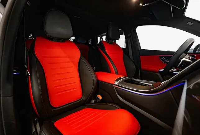 Rent Mercedes GLC 200 Black in Dubai — Mercedes-Benz — photo 5 of 8