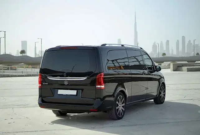 Rent Mercedes Vito Black in Dubai — Mercedes-Benz — photo 3 of 4