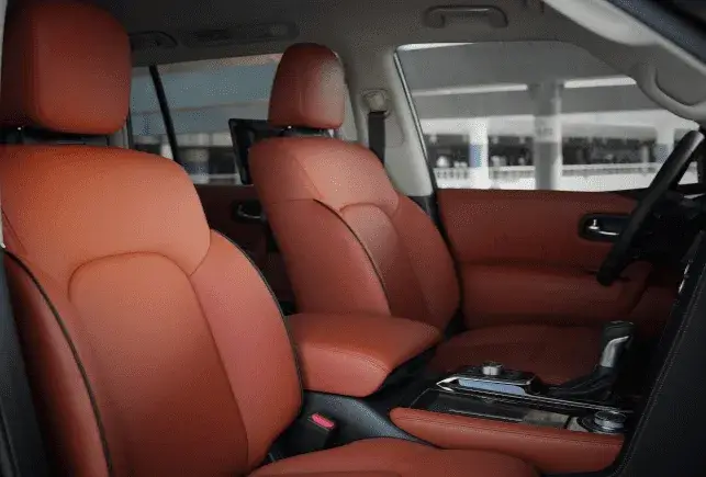 Rent Nissan Patrol Black in Dubai — photo 5 of 5