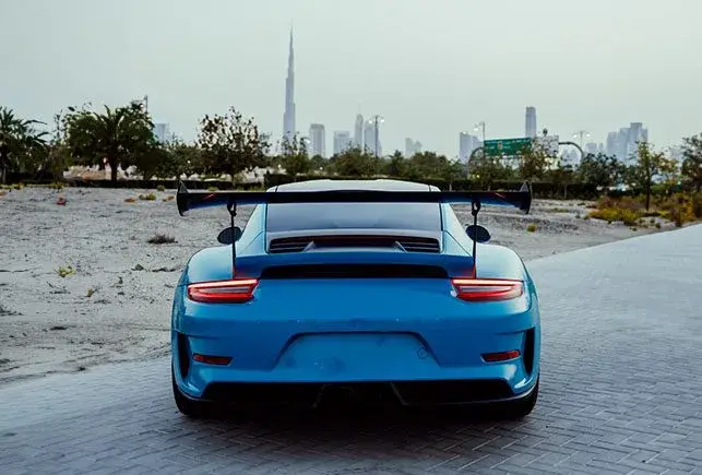 Rent Porsche GT3 RS Blue in Dubai — photo 3 of 7