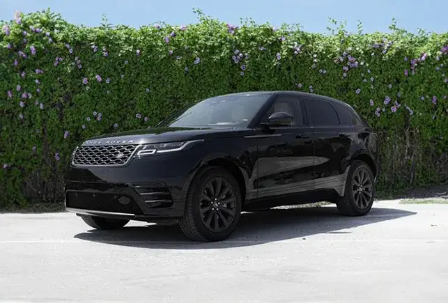 Rent Range Rover Velar Black in Dubai — photo 3 of 6