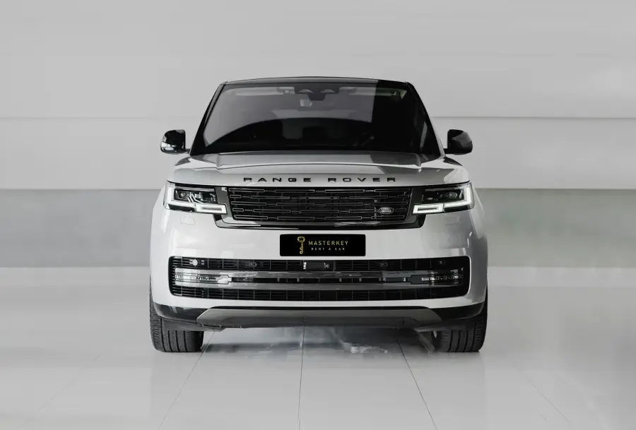 Rent Range Rover Vogue Silver in Dubai — photo 3 of 7